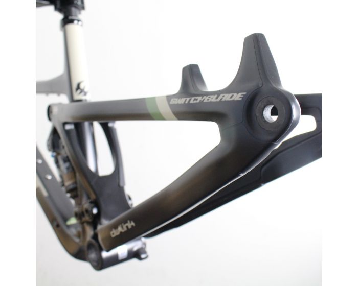 Pivot Switchblade V3 2024/25 | Frame Protection Kit