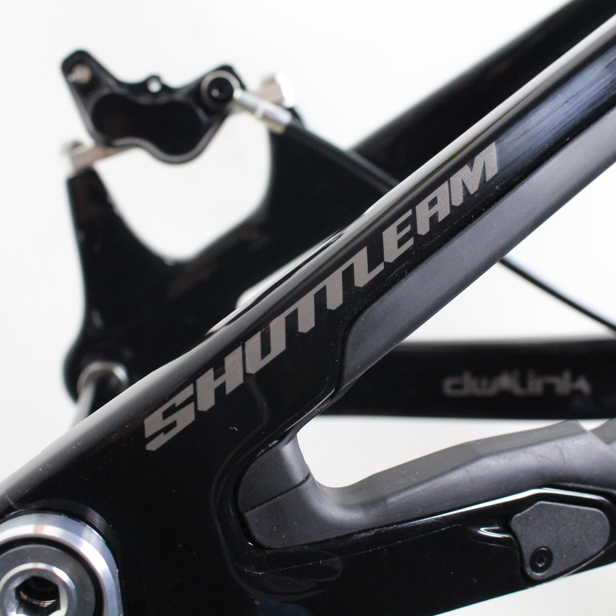 Invisiframe Protection Kit Pivot Shuttle AM 2025/26 | Frame Protection Kit – invisiframe