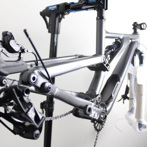 Stumpjumper frame only store